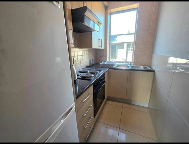 OFFICE FOR SALE IN BOKSBURG SOUTH